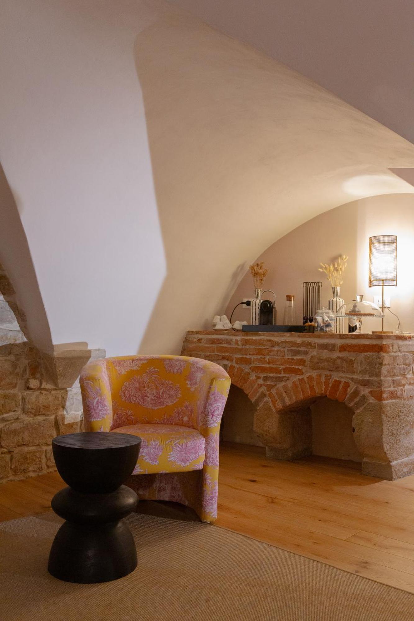 Lunaria Suites - Fyodor Dostoyevsky'S House Firenze Bagian luar foto